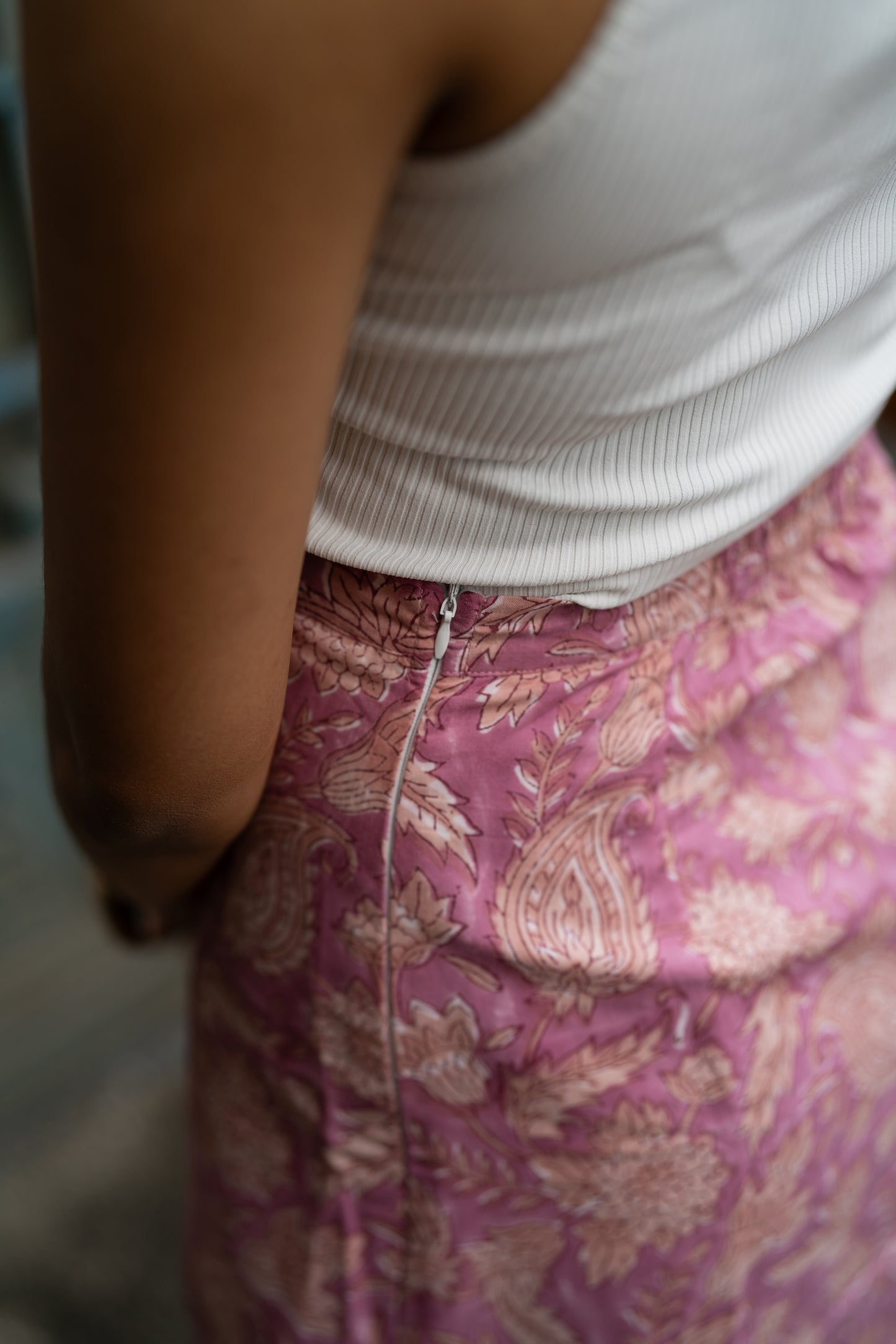 Mor Molaga Slit Skirt (L ONLY)