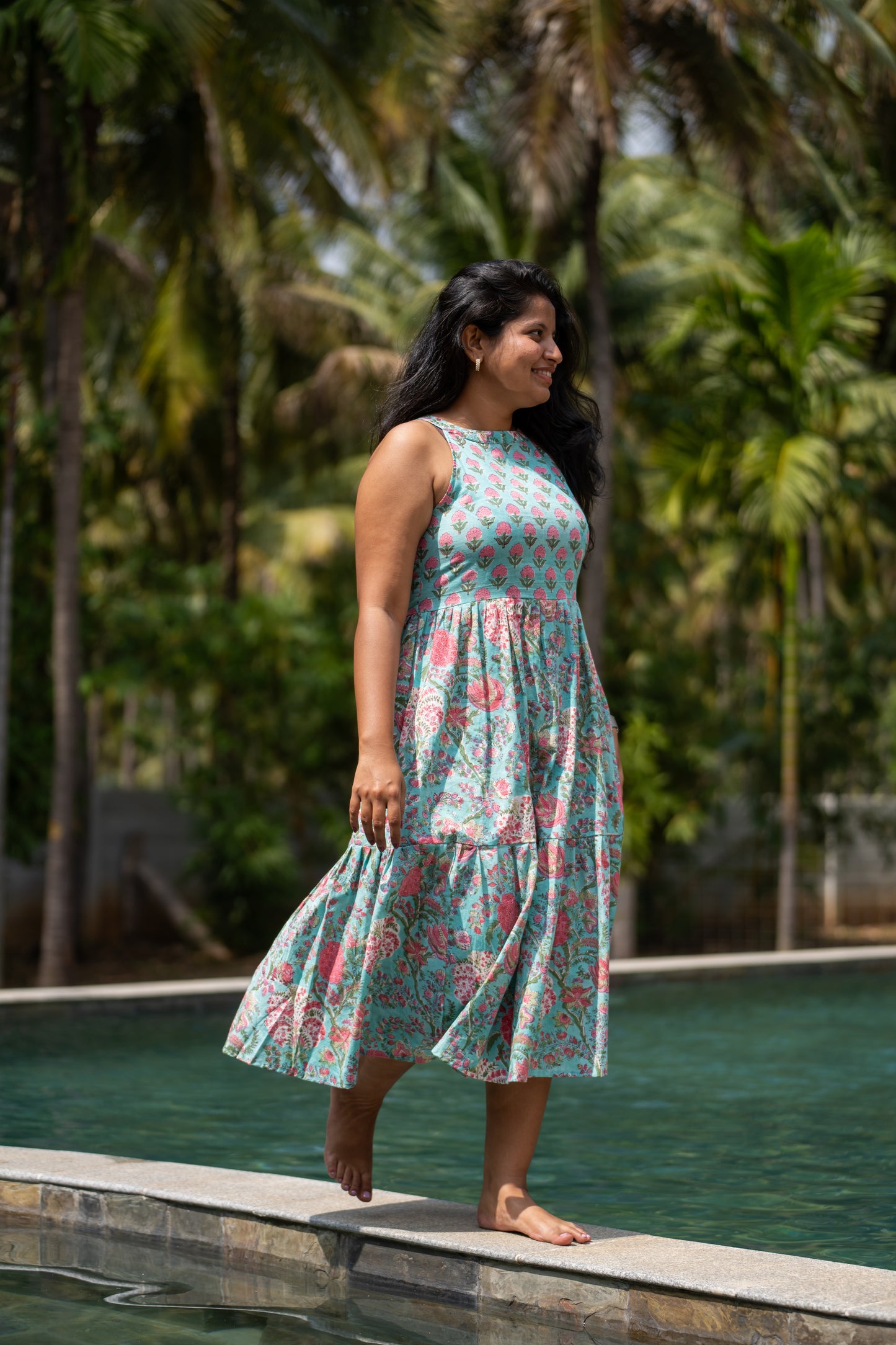 Aisha Halter Neck Dress (M,L)