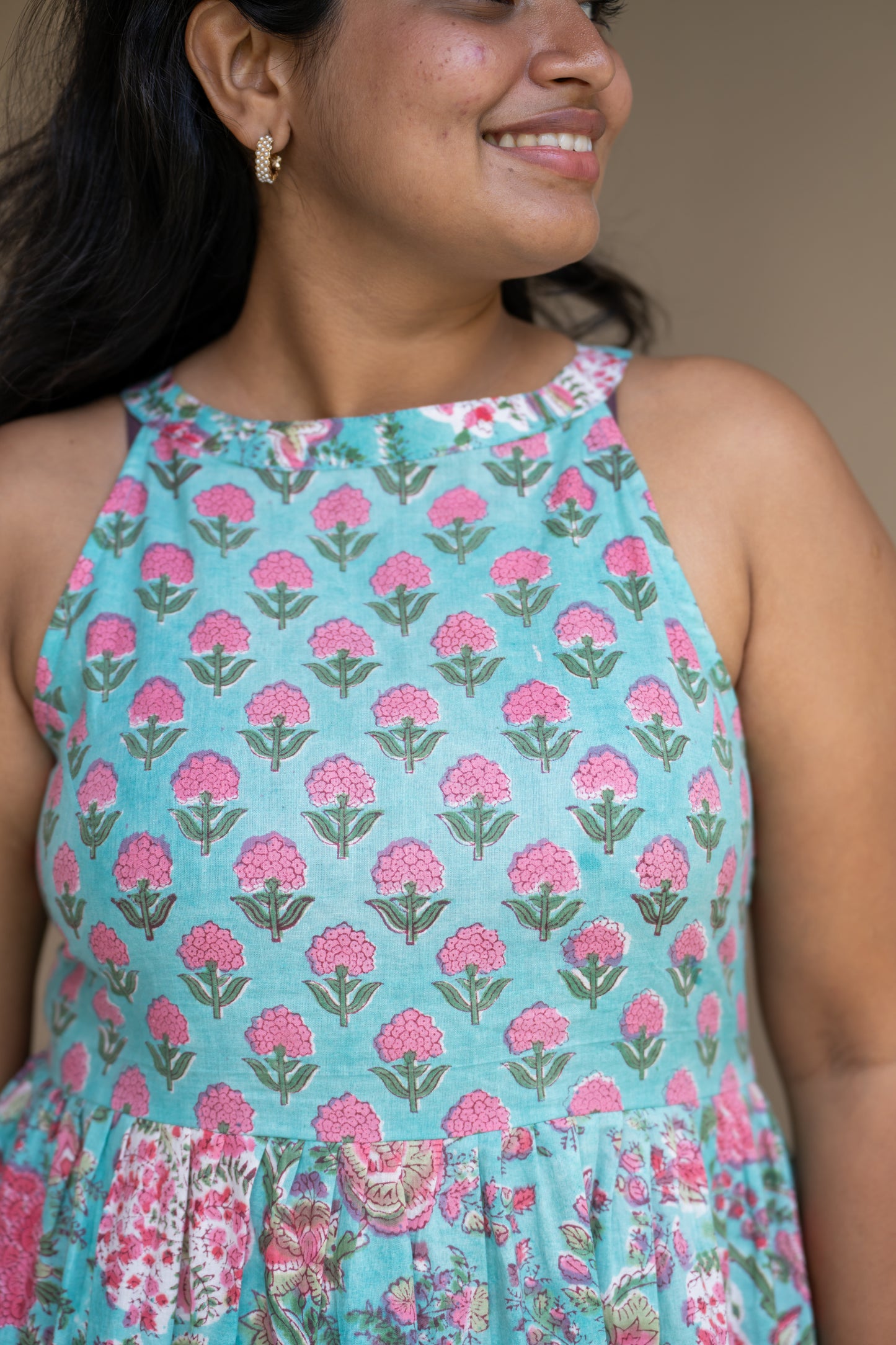 Aisha Halter Neck Dress (M,L)