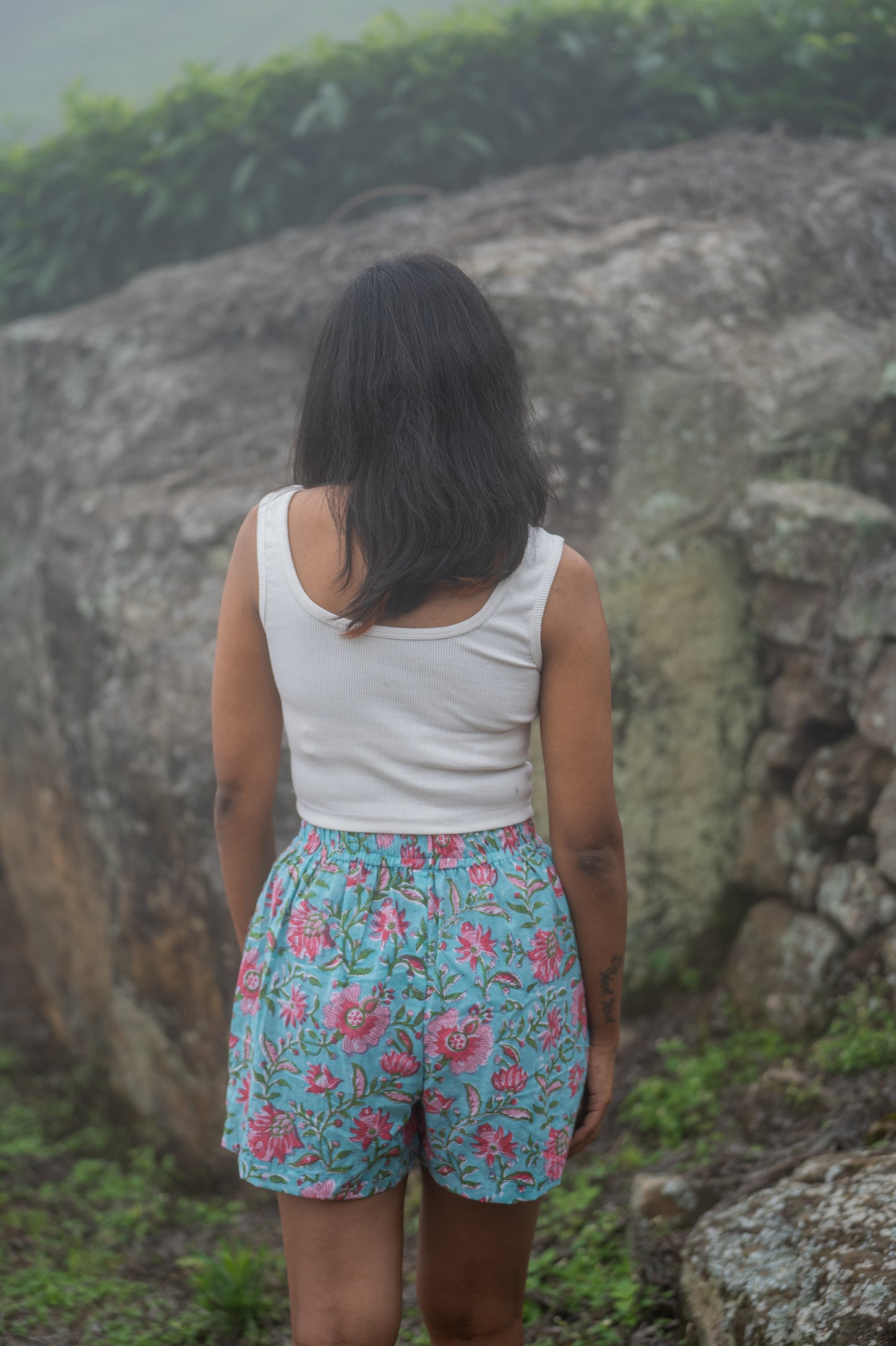 Sunshower Shorts (XS,L)