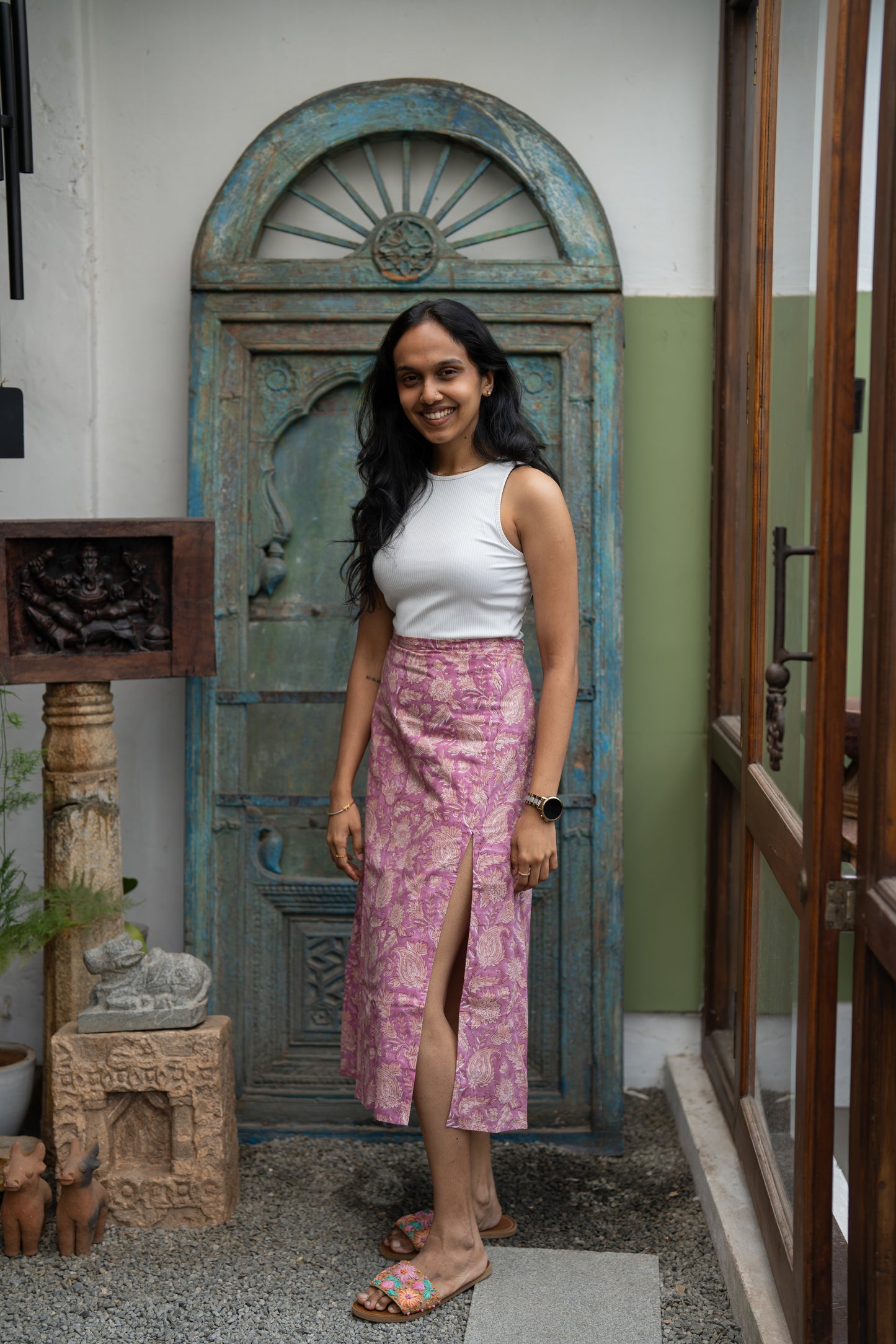 Mor Molaga Slit Skirt (L ONLY)