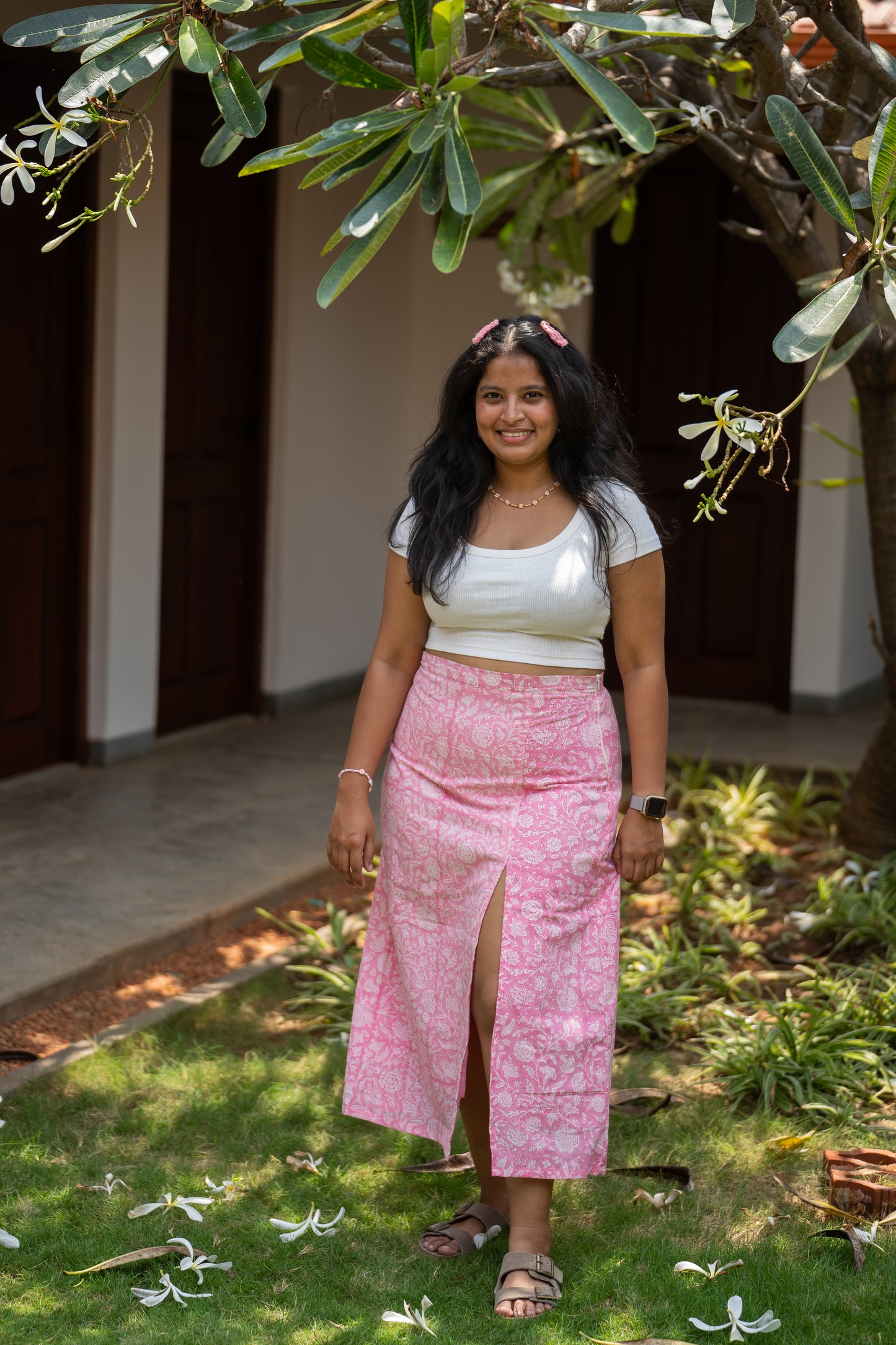 Panju Mittai Slit Skirt (XS,S)